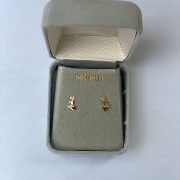 HEART STUD EARRINGS 14K YELLOW GOLD - Picture 3 of 3